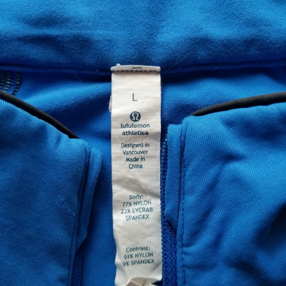Lululemon 1/2 Zip Pullover - Picture 10 of 10